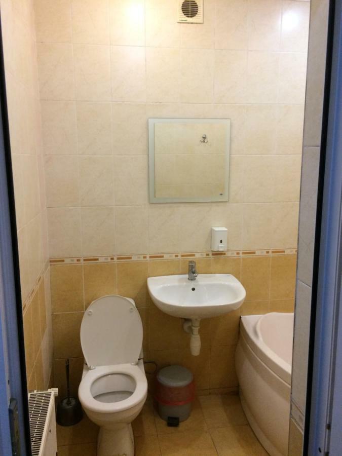 Room In The Guest House Odesa Exterior photo